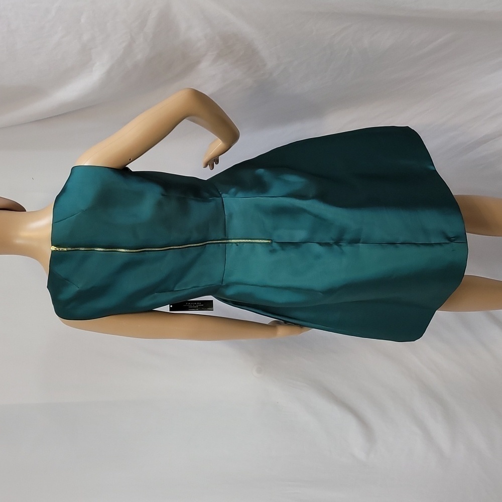 Tahari Women's Hunter Green Cocktail or Holiday Dress - Picture 15 of 16